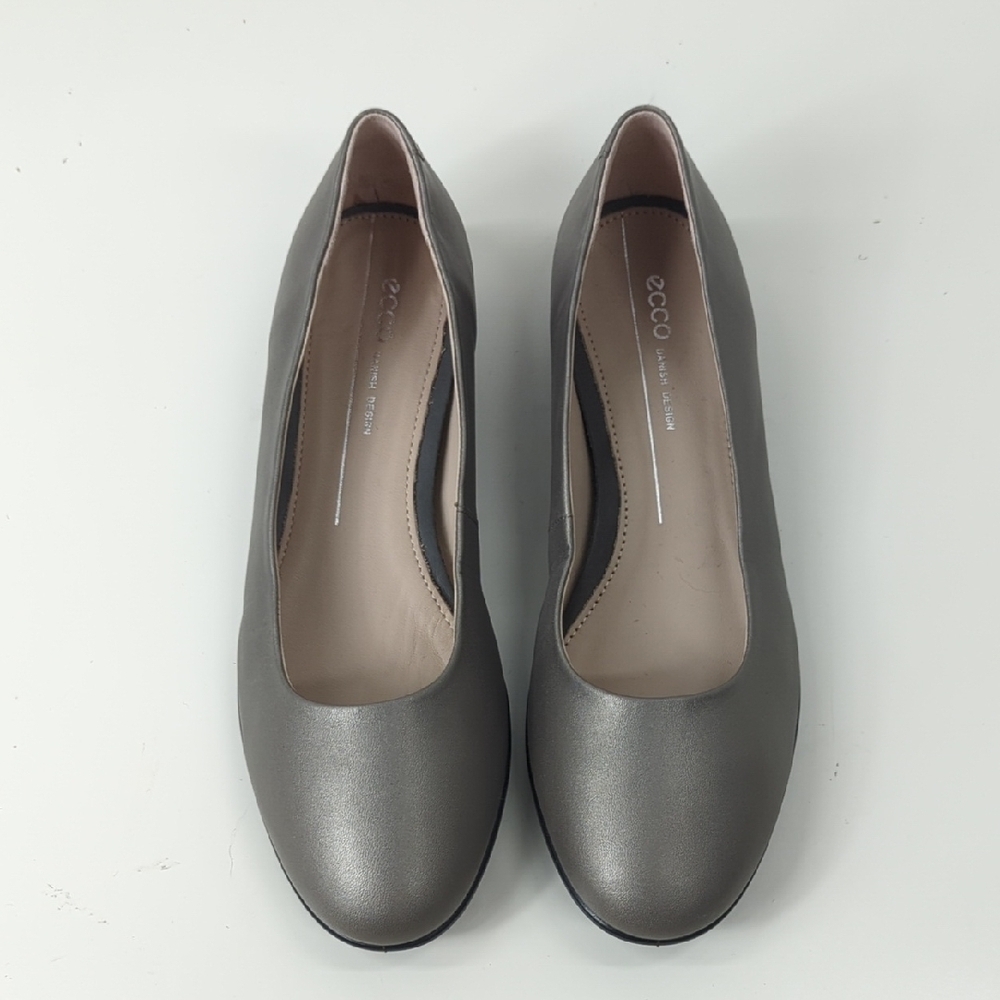 New Ecco Womens Anine Gray Leather Round Toe Slip On Ballet Flats Size Size 7